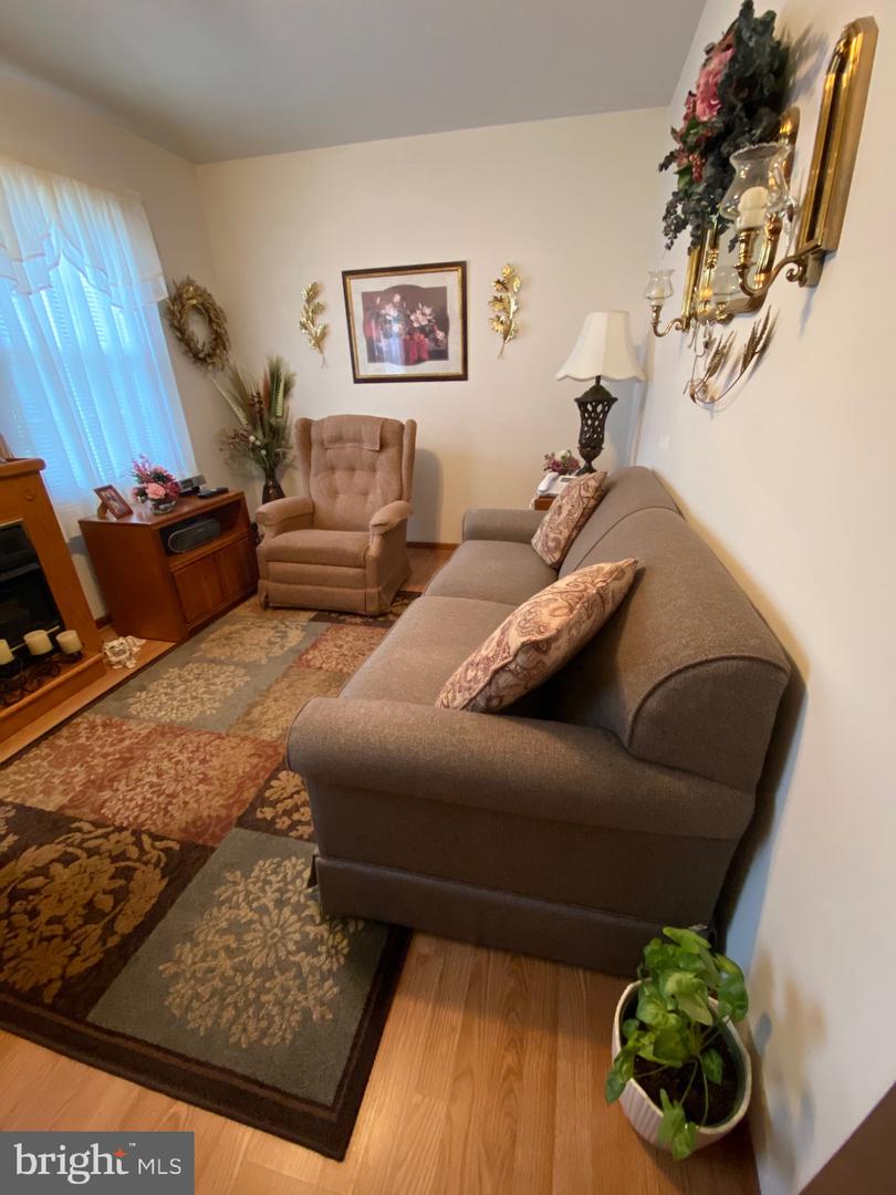 87 FALLING ROCK DR, STUARTS DRAFT, Virginia 24477, 3 Bedrooms Bedrooms, ,3 BathroomsBathrooms,Residential,For sale,87 FALLING ROCK DR,VAAG2002654 MLS # VAAG2002654