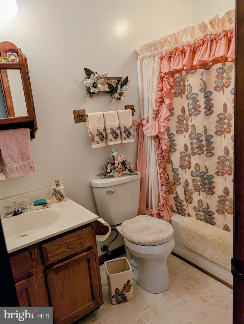 87 FALLING ROCK DR, STUARTS DRAFT, Virginia 24477, 3 Bedrooms Bedrooms, ,3 BathroomsBathrooms,Residential,For sale,87 FALLING ROCK DR,VAAG2002654 MLS # VAAG2002654 87 FALLING ROCK DR, STUARTS DRAFT, Virginia 24477, 3 Bedrooms Bedrooms, ,3 BathroomsBathrooms,Residential,For sale,87 FALLING ROCK DR,VAAG2002654 MLS # VAAG2002654