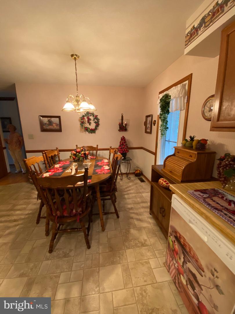 87 FALLING ROCK DR, STUARTS DRAFT, Virginia 24477, 3 Bedrooms Bedrooms, ,3 BathroomsBathrooms,Residential,For sale,87 FALLING ROCK DR,VAAG2002654 MLS # VAAG2002654