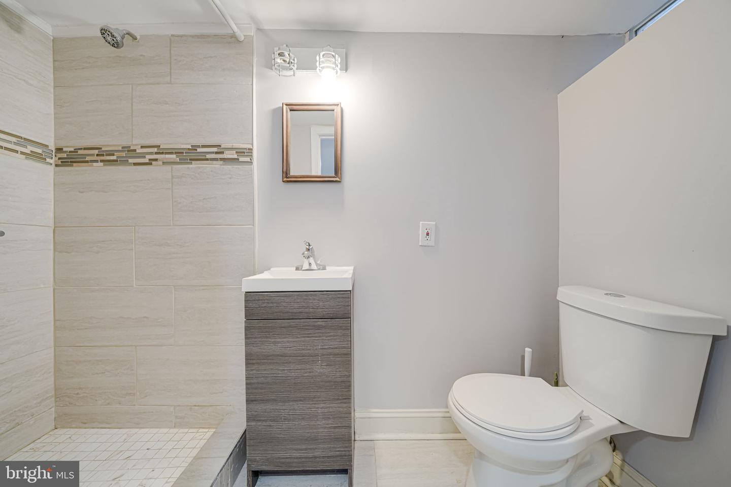 1400 MONTAGUE ST NW, WASHINGTON, District Of Columbia 20011, 6 Bedrooms Bedrooms, ,4 BathroomsBathrooms,Residential,For sale,1400 MONTAGUE ST NW,DCDC2188048 MLS # DCDC2188048