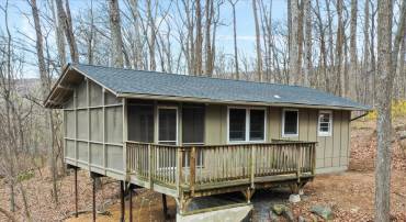 92 SHADY TREE LN, FRONT ROYAL, Virginia 22630, 2 Bedrooms Bedrooms, 3 Rooms Rooms,1 BathroomBathrooms,Residential,For sale,92 SHADY TREE LN,VAWR2010726 MLS # VAWR2010726