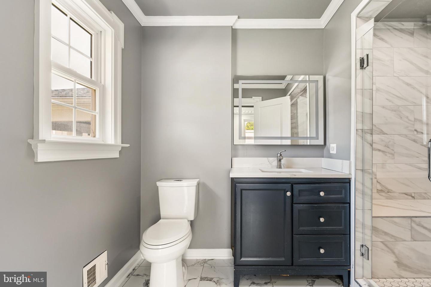 8213 HOCKING PL, ALEXANDRIA, Virginia 22309, 6 Bedrooms Bedrooms, ,5 BathroomsBathrooms,Residential,For sale,8213 HOCKING PL,VAFX2244032 MLS # VAFX2244032