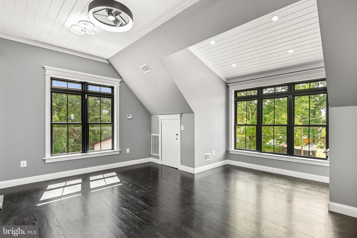 8213 HOCKING PL, ALEXANDRIA, Virginia 22309, 6 Bedrooms Bedrooms, ,5 BathroomsBathrooms,Residential,For sale,8213 HOCKING PL,VAFX2244032 MLS # VAFX2244032