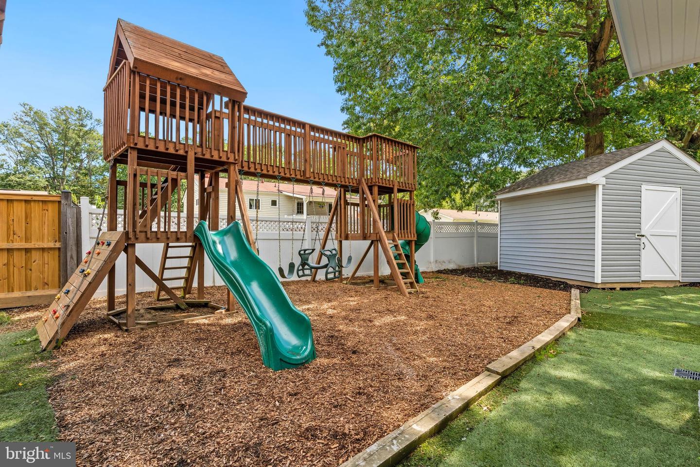 8213 HOCKING PL, ALEXANDRIA, Virginia 22309, 6 Bedrooms Bedrooms, ,5 BathroomsBathrooms,Residential,For sale,8213 HOCKING PL,VAFX2244032 MLS # VAFX2244032