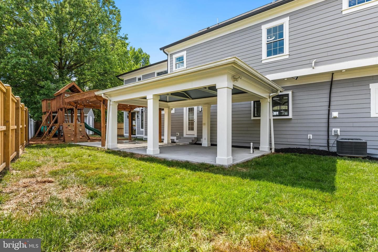 8213 HOCKING PL, ALEXANDRIA, Virginia 22309, 6 Bedrooms Bedrooms, ,5 BathroomsBathrooms,Residential,For sale,8213 HOCKING PL,VAFX2244032 MLS # VAFX2244032