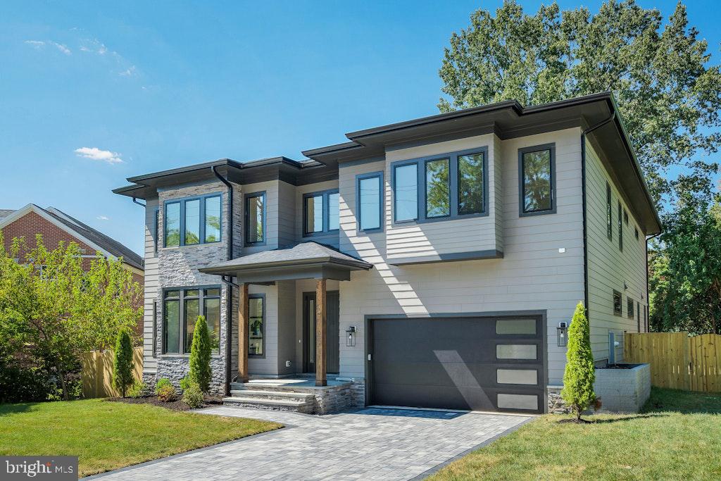 5225 LITTLE FALLS RD, ARLINGTON, Virginia 22207, 6 Bedrooms Bedrooms, ,6 BathroomsBathrooms,Residential,For sale,5225 LITTLE FALLS RD,VAAR2059490 MLS # VAAR2059490