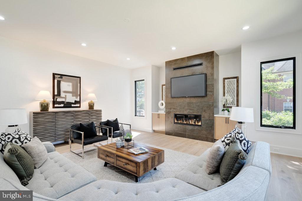 5225 LITTLE FALLS RD, ARLINGTON, Virginia 22207, 6 Bedrooms Bedrooms, ,6 BathroomsBathrooms,Residential,For sale,5225 LITTLE FALLS RD,VAAR2059490 MLS # VAAR2059490