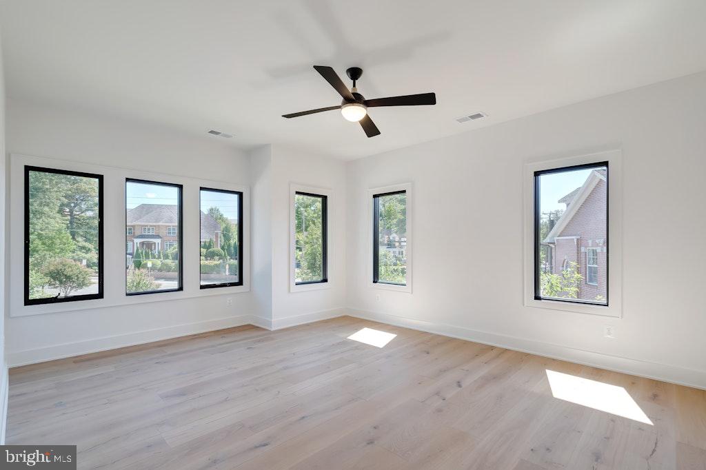 5225 LITTLE FALLS RD, ARLINGTON, Virginia 22207, 6 Bedrooms Bedrooms, ,6 BathroomsBathrooms,Residential,For sale,5225 LITTLE FALLS RD,VAAR2059490 MLS # VAAR2059490