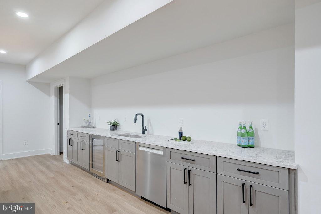 5225 LITTLE FALLS RD, ARLINGTON, Virginia 22207, 6 Bedrooms Bedrooms, ,6 BathroomsBathrooms,Residential,For sale,5225 LITTLE FALLS RD,VAAR2059490 MLS # VAAR2059490