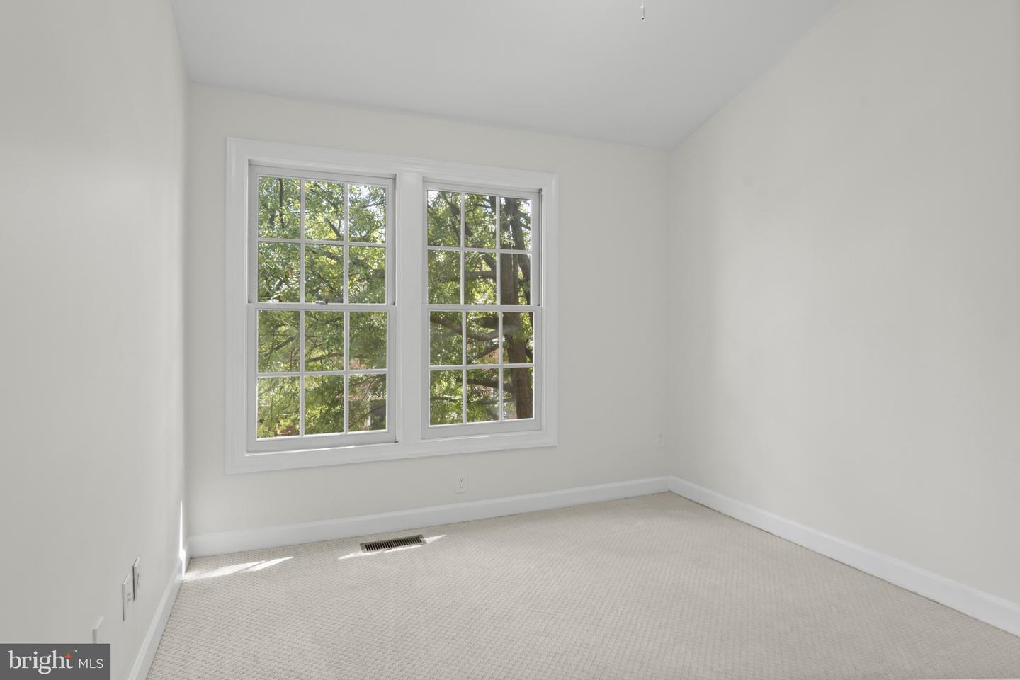 8017 TREVOR PL, VIENNA, Virginia 22182, 3 Bedrooms Bedrooms, ,2 BathroomsBathrooms,Residential,For sale,8017 TREVOR PL,VAFX2254840 MLS # VAFX2254840