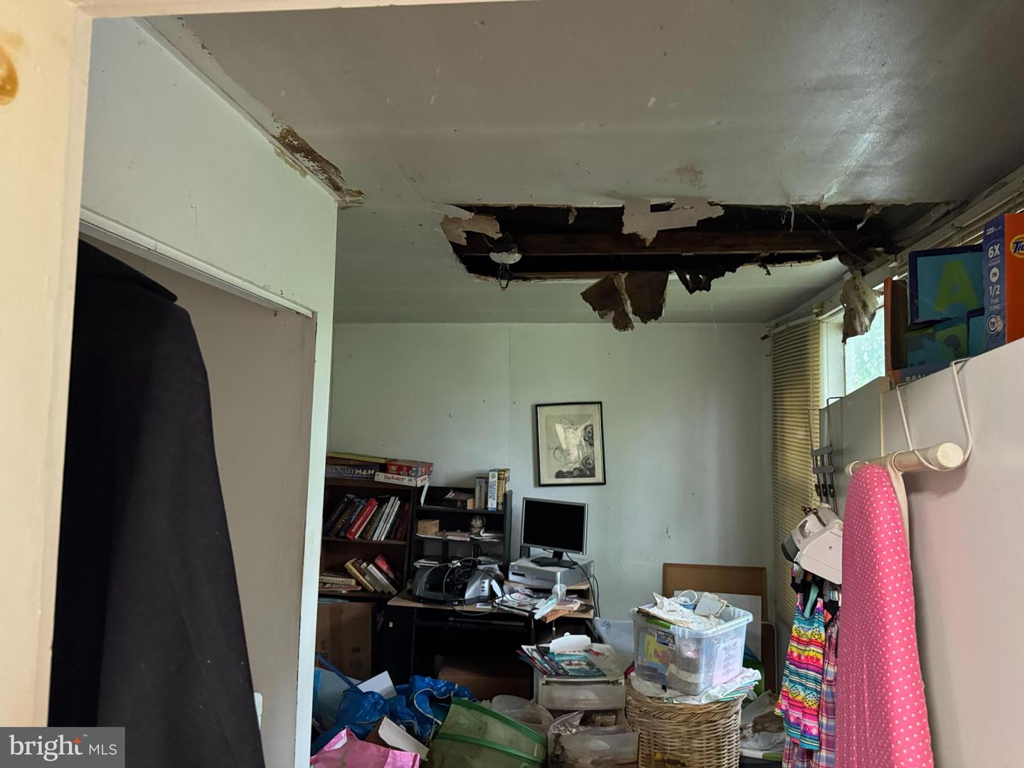 2874 PERRY ST NE, WASHINGTON, District Of Columbia 20018, 2 Bedrooms Bedrooms, 7 Rooms Rooms,2 BathroomsBathrooms,Residential,For sale,2874 PERRY ST NE,DCDC2214846 MLS # DCDC2214846 2874 PERRY ST NE, WASHINGTON, District Of Columbia 20018, 2 Bedrooms Bedrooms, 7 Rooms Rooms,2 BathroomsBathrooms,Residential,For sale,2874 PERRY ST NE,DCDC2214846 MLS # DCDC2214846