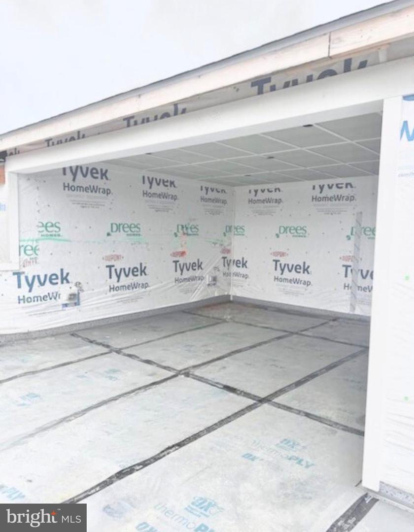 20873 MURRY FALLS TER, ASHBURN, Virginia 20147, 3 Bedrooms Bedrooms, ,2 BathroomsBathrooms,Residential,For sale,20873 MURRY FALLS TER,VALO2105008 MLS # VALO2105008