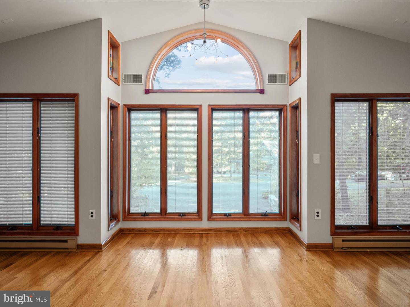 102 DIVOT PL, CROSS JUNCTION, Virginia 22625, 4 Bedrooms Bedrooms, ,3 BathroomsBathrooms,Residential,For sale,102 DIVOT PL,VAFV2036544 MLS # VAFV2036544