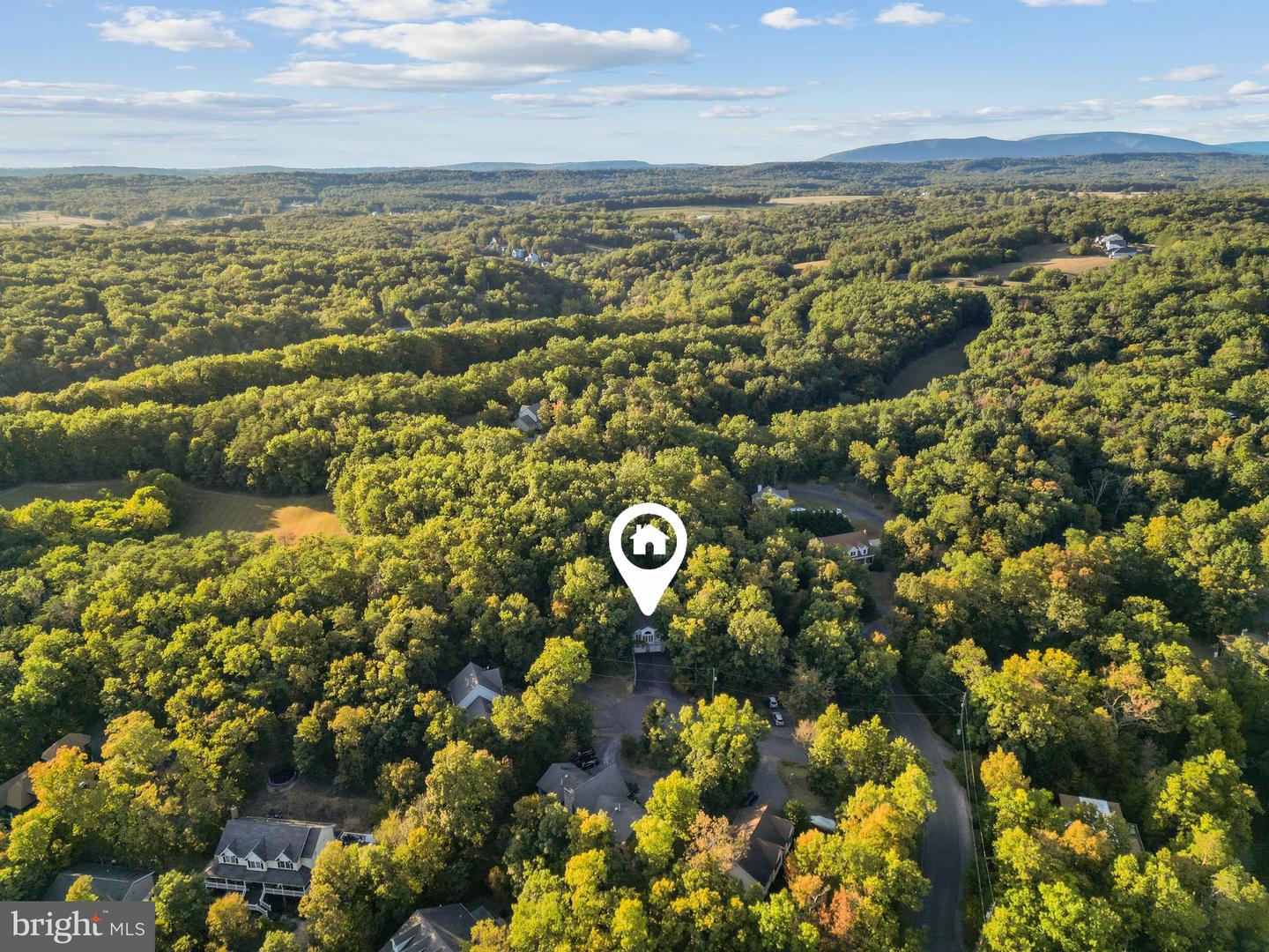 102 DIVOT PL, CROSS JUNCTION, Virginia 22625, 4 Bedrooms Bedrooms, ,3 BathroomsBathrooms,Residential,For sale,102 DIVOT PL,VAFV2036544 MLS # VAFV2036544