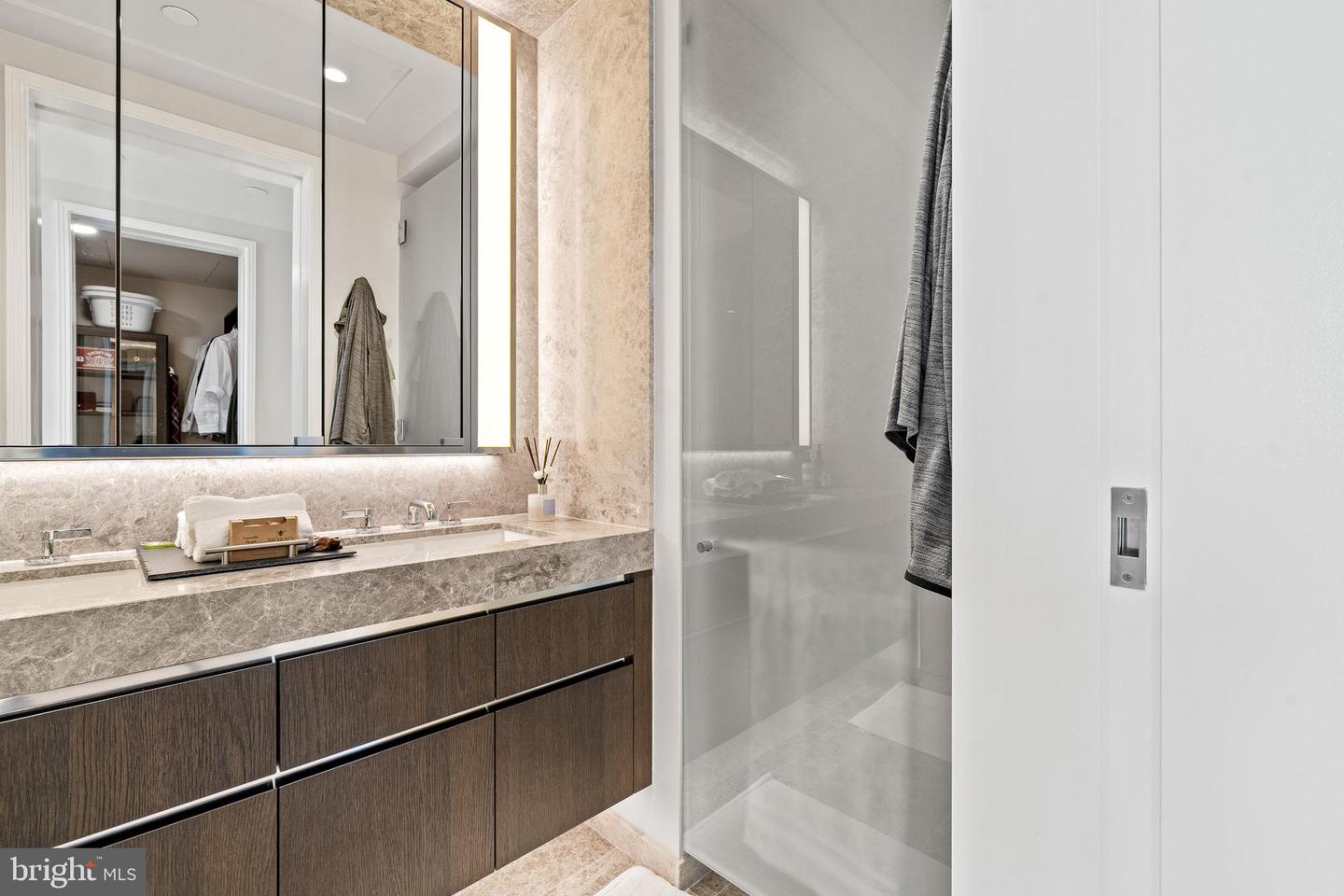 601 WHARF ST SW #704, WASHINGTON, District Of Columbia 20024, 2 Bedrooms Bedrooms, ,2 BathroomsBathrooms,Residential,For sale,601 WHARF ST SW #704,DCDC2220416 MLS # DCDC2220416