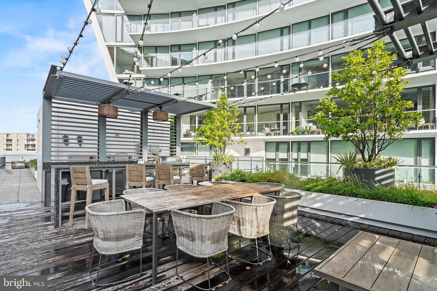 601 WHARF ST SW #704, WASHINGTON, District Of Columbia 20024, 2 Bedrooms Bedrooms, ,2 BathroomsBathrooms,Residential,For sale,601 WHARF ST SW #704,DCDC2220416 MLS # DCDC2220416