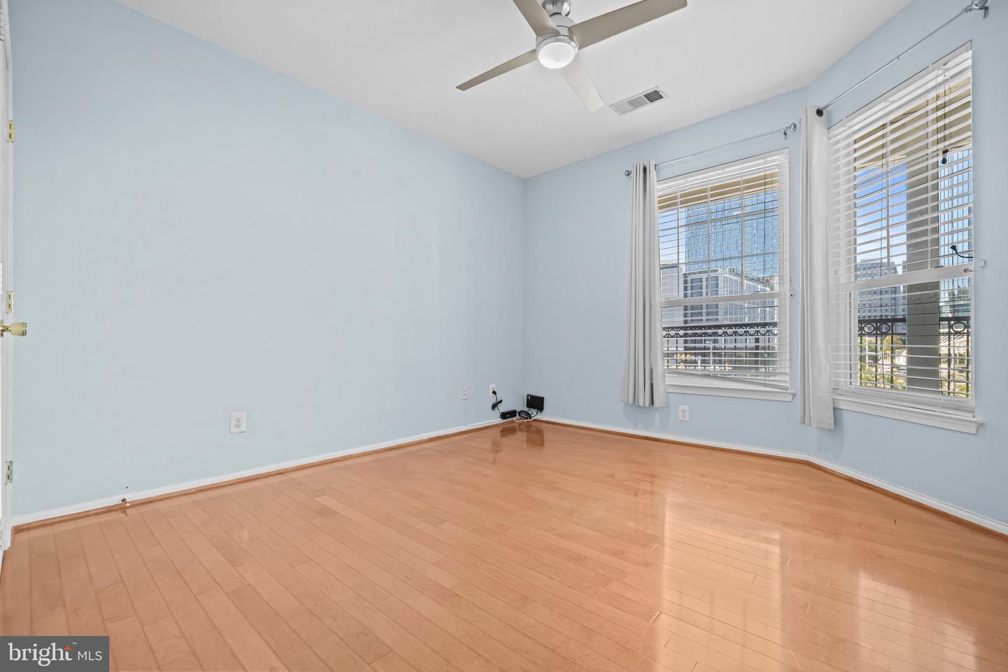 1600 SPRING GATE DR #2416, MCLEAN, Virginia 22102, 1 Bedroom Bedrooms, ,1 BathroomBathrooms,Residential,For sale,1600 SPRING GATE DR #2416,VAFX2265354 MLS # VAFX2265354