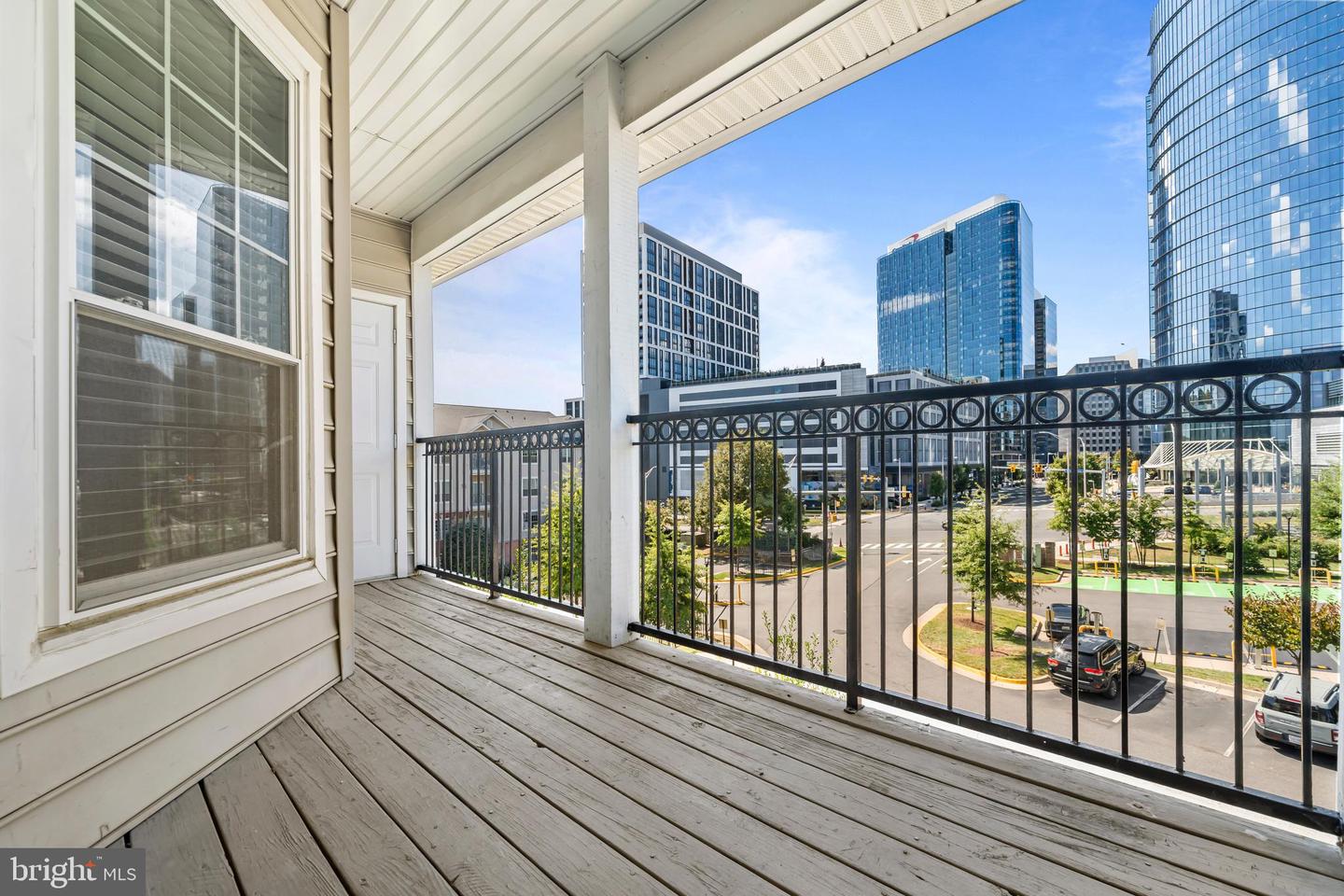 1600 SPRING GATE DR #2416, MCLEAN, Virginia 22102, 1 Bedroom Bedrooms, ,1 BathroomBathrooms,Residential,For sale,1600 SPRING GATE DR #2416,VAFX2265354 MLS # VAFX2265354