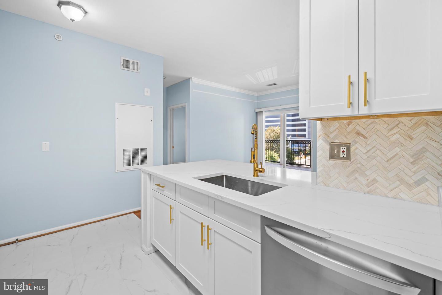 1600 SPRING GATE DR #2416, MCLEAN, Virginia 22102, 1 Bedroom Bedrooms, ,1 BathroomBathrooms,Residential,For sale,1600 SPRING GATE DR #2416,VAFX2265354 MLS # VAFX2265354