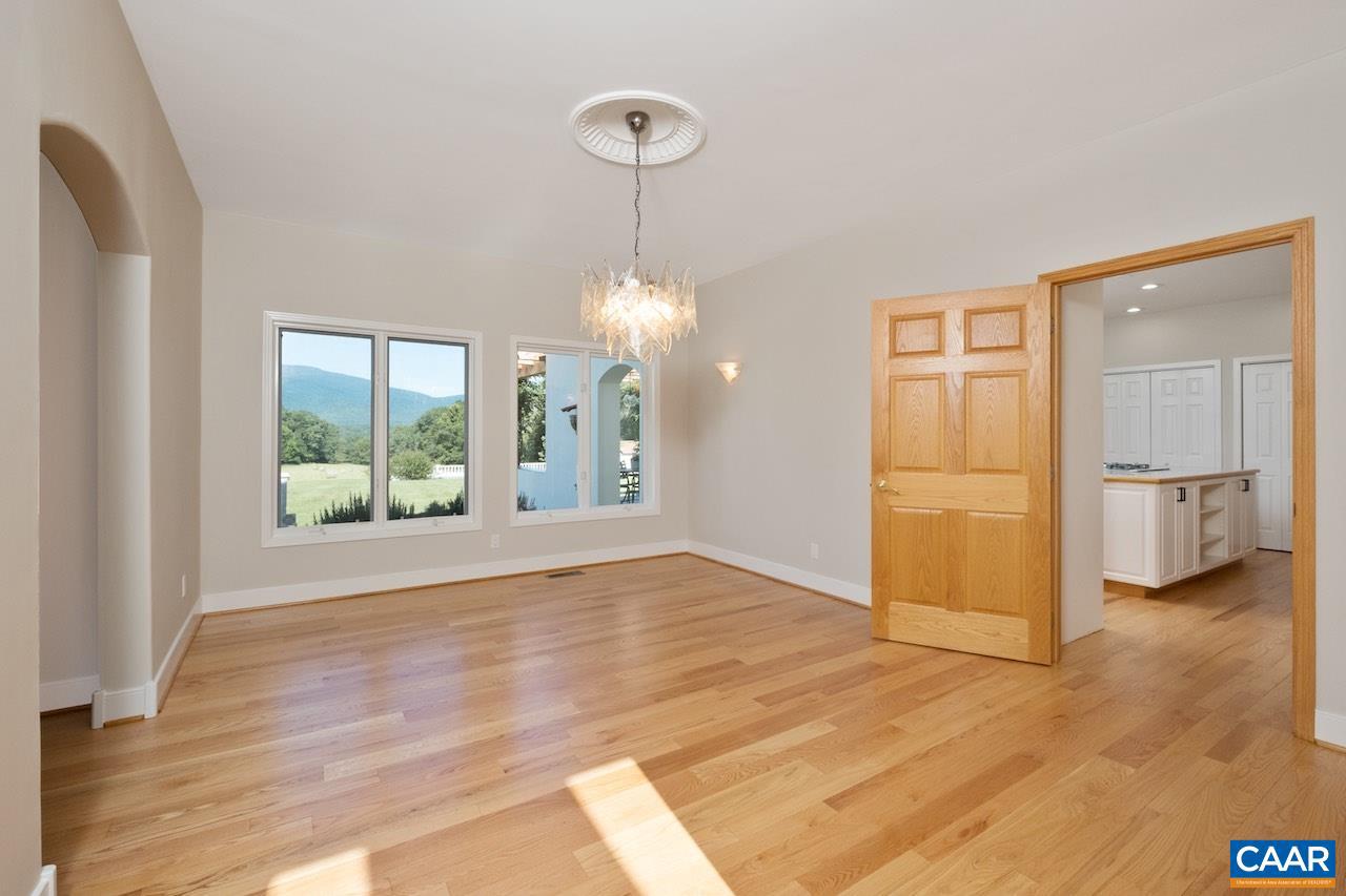 8540 TAYLOR CREEK RD, AFTON, Virginia 22920, 5 Bedrooms Bedrooms, ,3 BathroomsBathrooms,Residential,For sale,8540 TAYLOR CREEK RD,668777 MLS # 668777