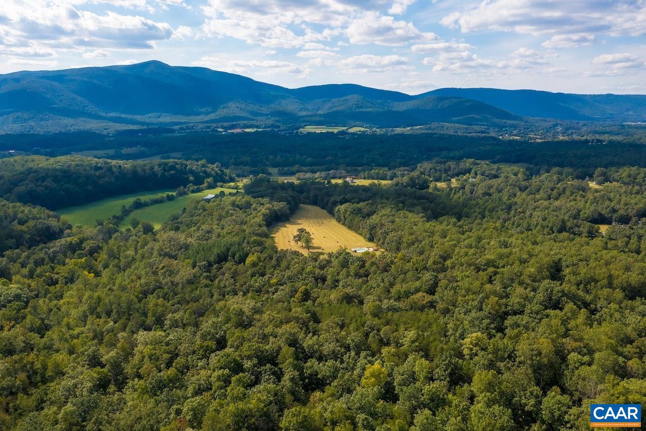 8540 TAYLOR CREEK RD, AFTON, Virginia 22920, 5 Bedrooms Bedrooms, ,3 BathroomsBathrooms,Residential,For sale,8540 TAYLOR CREEK RD,668777 MLS # 668777