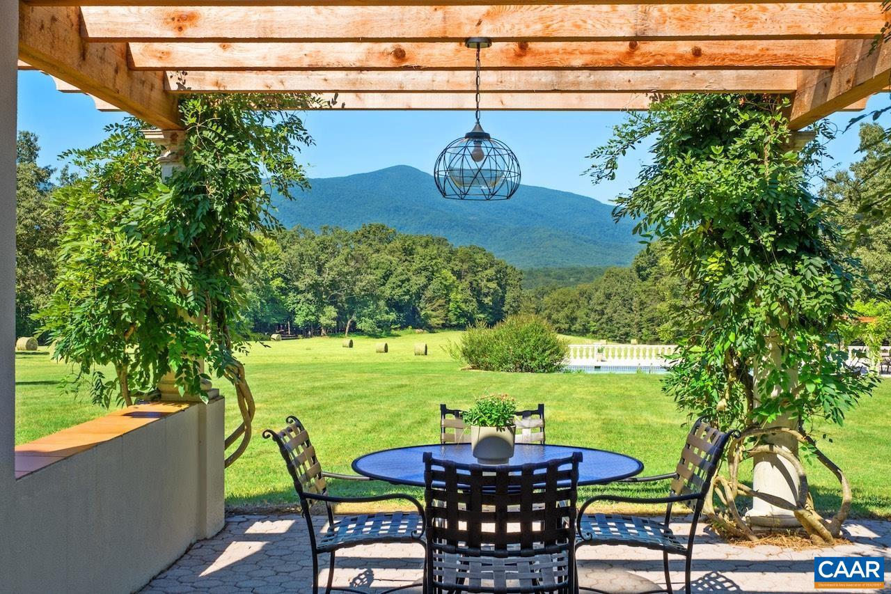 8540 TAYLOR CREEK RD, AFTON, Virginia 22920, 5 Bedrooms Bedrooms, ,3 BathroomsBathrooms,Residential,For sale,8540 TAYLOR CREEK RD,668777 MLS # 668777