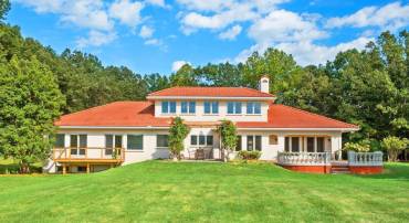 8540 TAYLOR CREEK RD, AFTON, Virginia 22920, 5 Bedrooms Bedrooms, ,3 BathroomsBathrooms,Residential,For sale,8540 TAYLOR CREEK RD,668777 MLS # 668777
