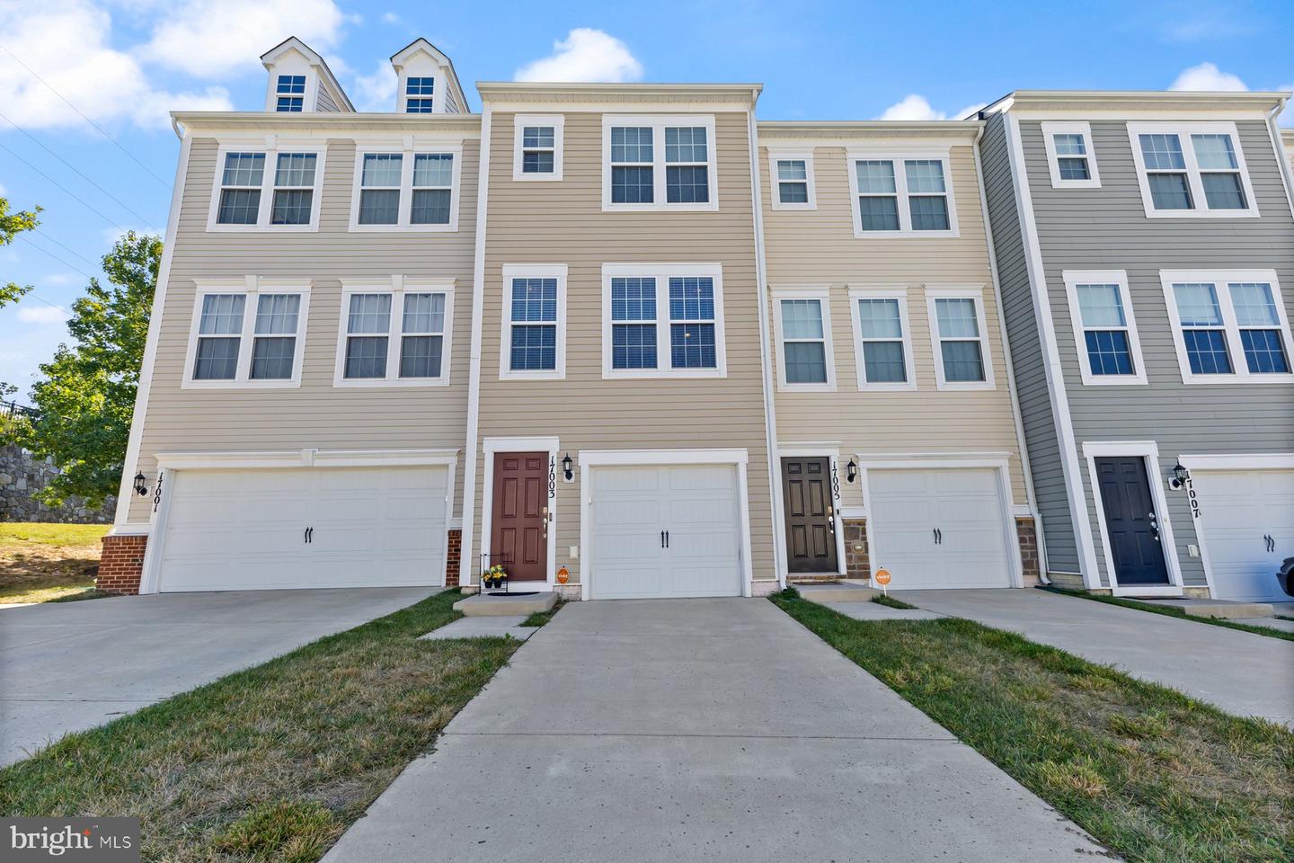 17003 HOSKINS WAY #80, DUMFRIES, Virginia 22026, 2 Bedrooms Bedrooms, ,2 BathroomsBathrooms,Residential,For sale,17003 HOSKINS WAY #80,VAPW2103686 MLS # VAPW2103686
