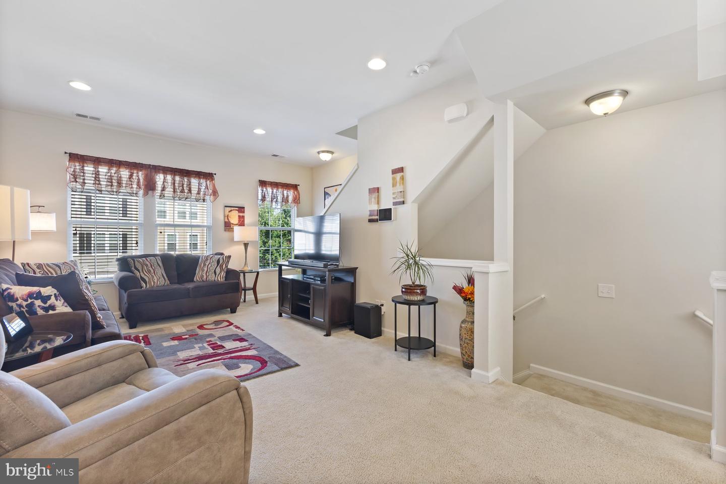 17003 HOSKINS WAY #80, DUMFRIES, Virginia 22026, 2 Bedrooms Bedrooms, ,2 BathroomsBathrooms,Residential,For sale,17003 HOSKINS WAY #80,VAPW2103686 MLS # VAPW2103686