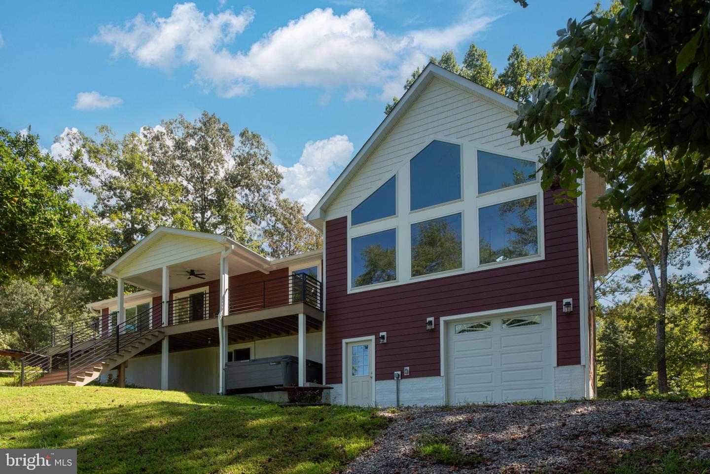 159 PLATEAU RD, LOUISA, Virginia 23093, 3 Bedrooms Bedrooms, 6 Rooms Rooms,3 BathroomsBathrooms,Residential,For sale,159 PLATEAU RD,VALA2008548 MLS # VALA2008548