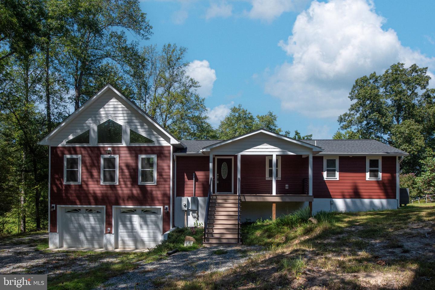 159 PLATEAU RD, LOUISA, Virginia 23093, 3 Bedrooms Bedrooms, 6 Rooms Rooms,3 BathroomsBathrooms,Residential,For sale,159 PLATEAU RD,VALA2008548 MLS # VALA2008548