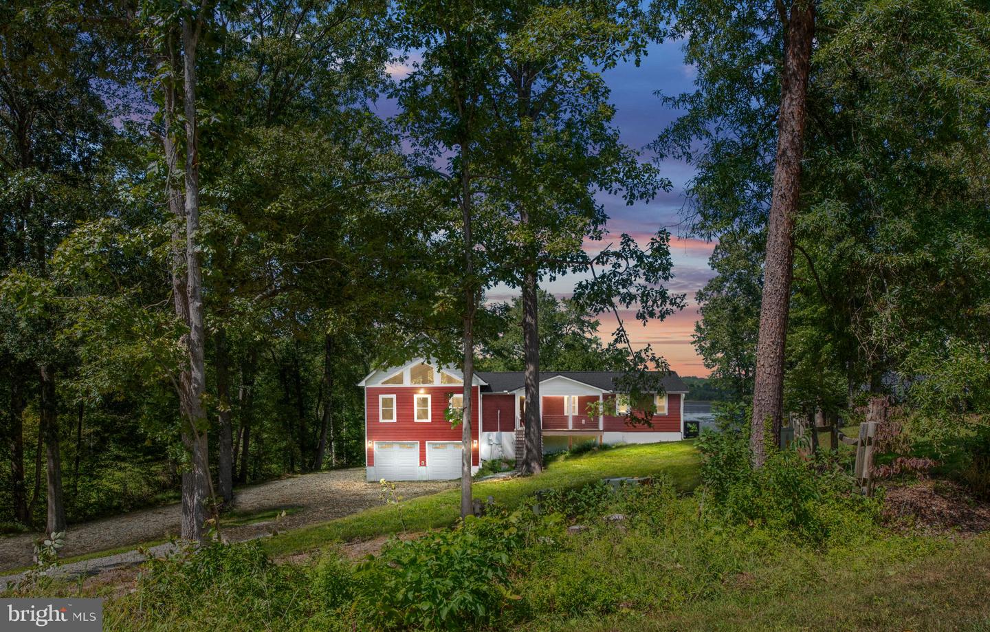 159 PLATEAU RD, LOUISA, Virginia 23093, 3 Bedrooms Bedrooms, 6 Rooms Rooms,3 BathroomsBathrooms,Residential,For sale,159 PLATEAU RD,VALA2008548 MLS # VALA2008548