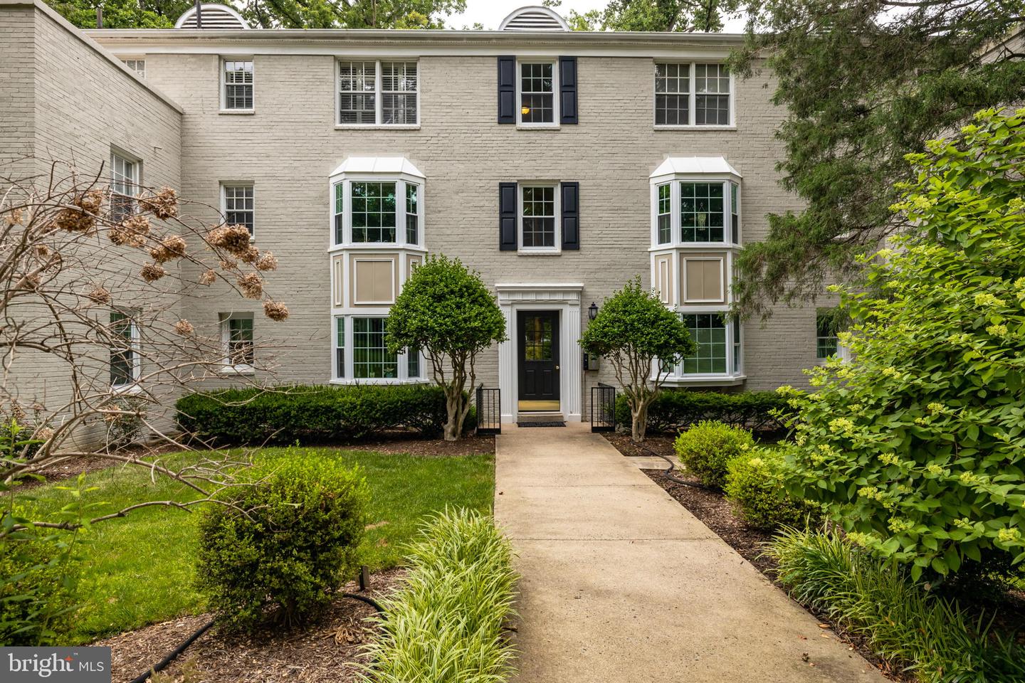 700 S ARLINGTON MILL DR #103, ARLINGTON, Virginia 22204, 2 Bedrooms Bedrooms, ,1 BathroomBathrooms,Residential,For sale,700 S ARLINGTON MILL DR #103,VAAR2063442 MLS # VAAR2063442