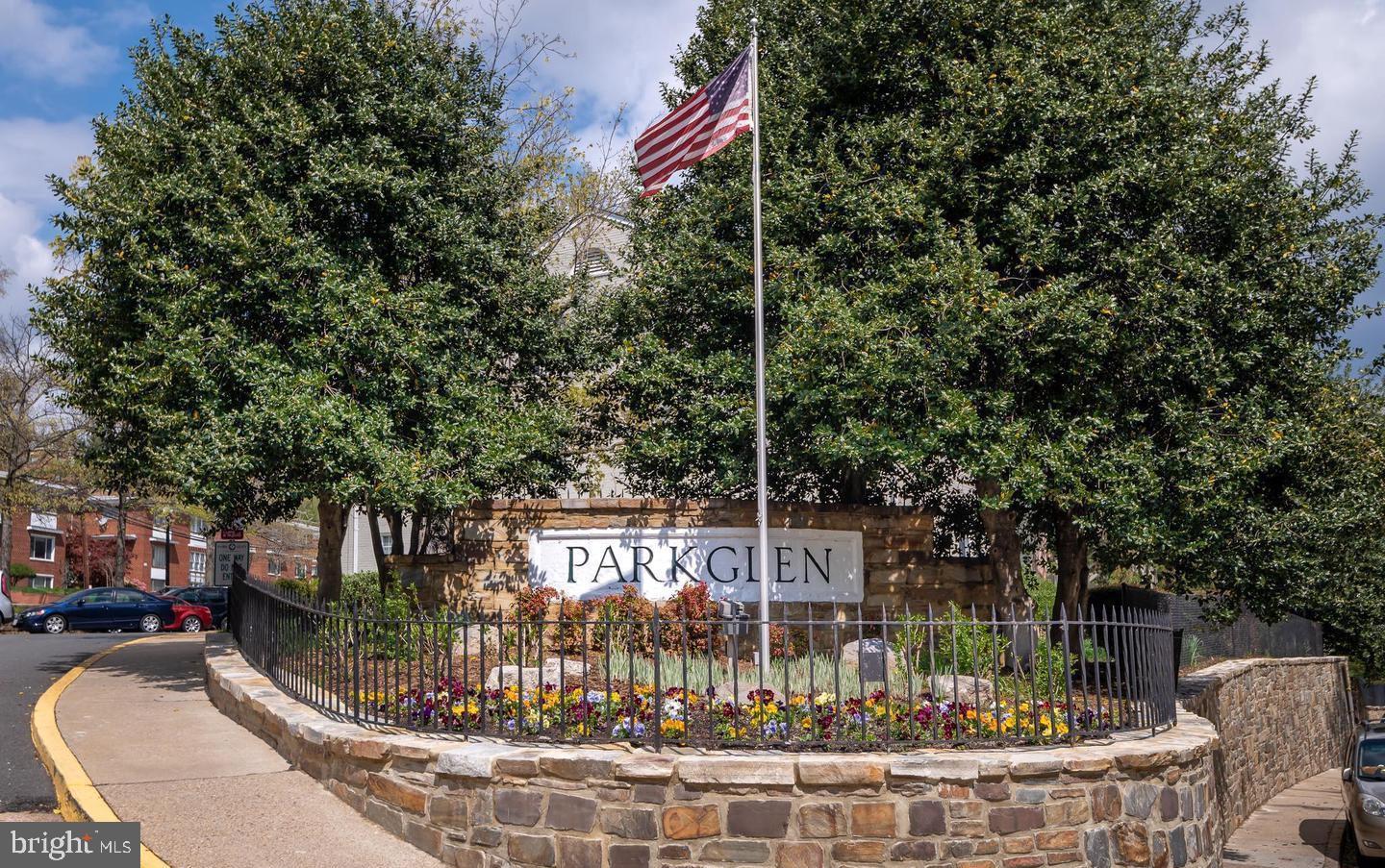 700 S ARLINGTON MILL DR #103, ARLINGTON, Virginia 22204, 2 Bedrooms Bedrooms, ,1 BathroomBathrooms,Residential,For sale,700 S ARLINGTON MILL DR #103,VAAR2063442 MLS # VAAR2063442
