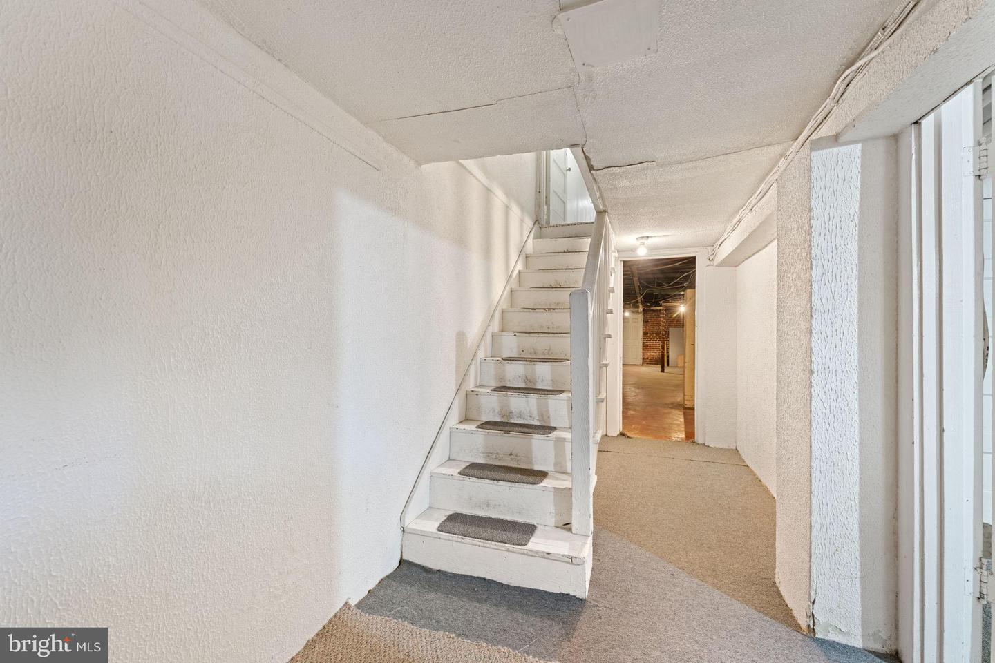 2707 11TH ST NW, WASHINGTON, District Of Columbia 20001, 6 Bedrooms Bedrooms, ,2 BathroomsBathrooms,Residential,For sale,2707 11TH ST NW,DCDC2221530 MLS # DCDC2221530