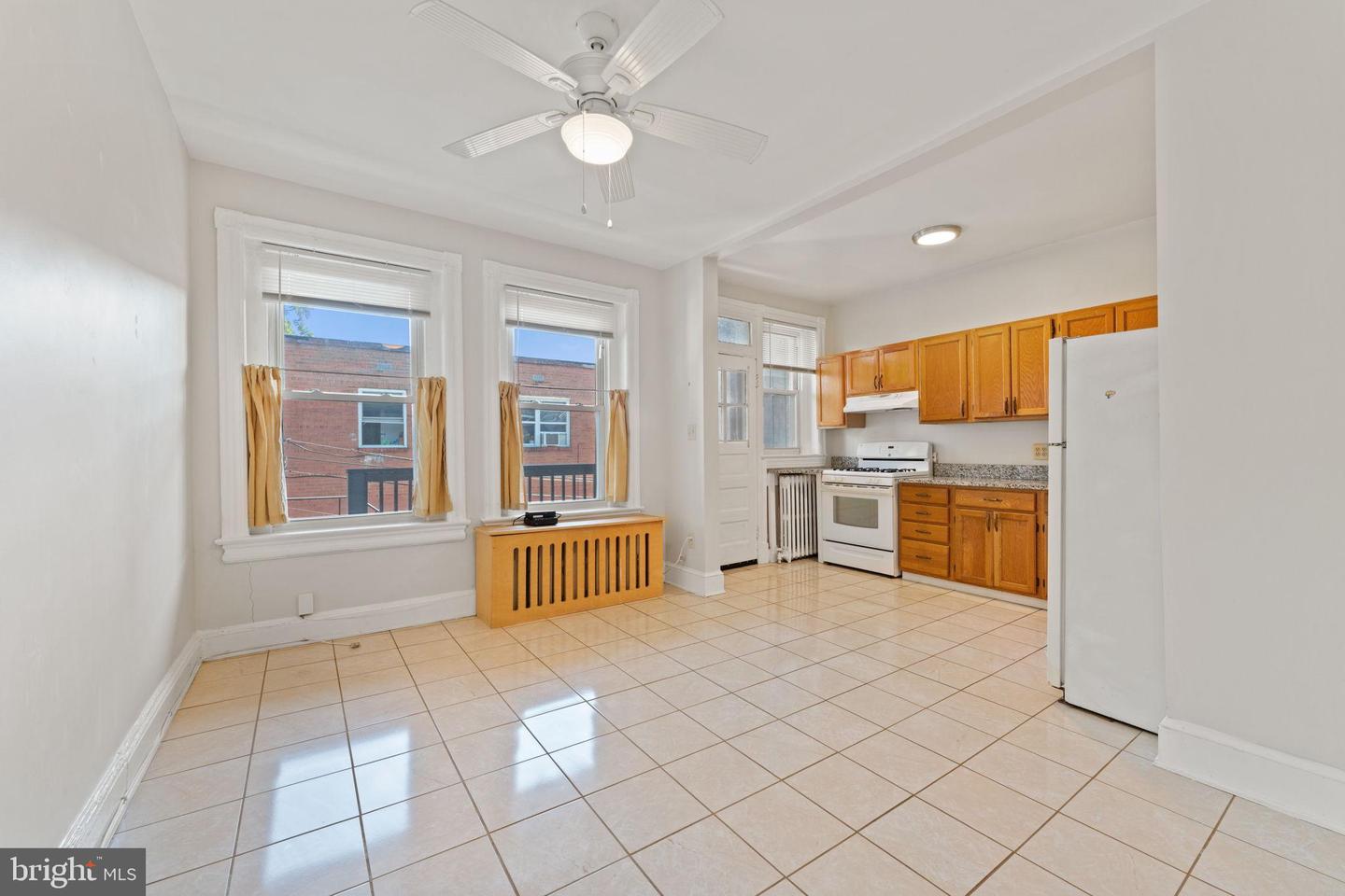 2707 11TH ST NW, WASHINGTON, District Of Columbia 20001, 6 Bedrooms Bedrooms, ,2 BathroomsBathrooms,Residential,For sale,2707 11TH ST NW,DCDC2221530 MLS # DCDC2221530
