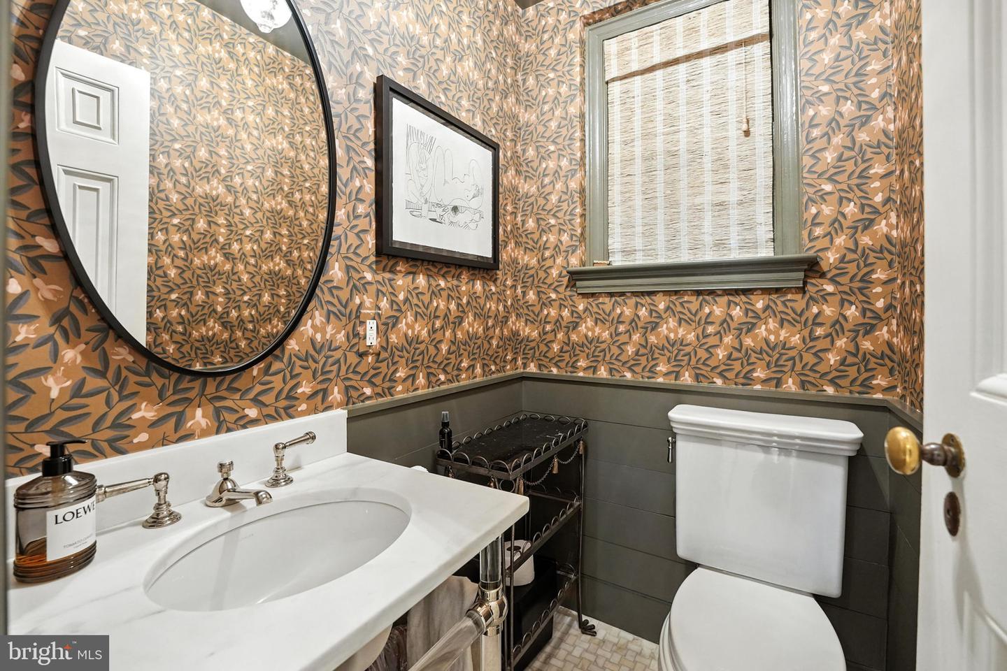 1804 45TH ST NW, WASHINGTON, District Of Columbia 20007, 5 Bedrooms Bedrooms, ,4 BathroomsBathrooms,Residential,For sale,1804 45TH ST NW,DCDC2221590 MLS # DCDC2221590