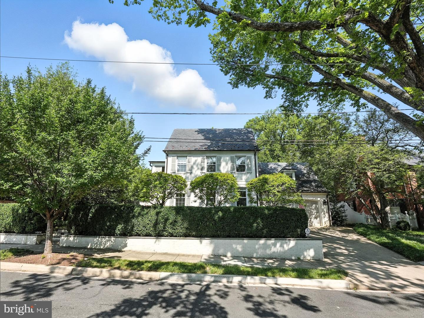 1804 45TH ST NW, WASHINGTON, District Of Columbia 20007, 5 Bedrooms Bedrooms, ,4 BathroomsBathrooms,Residential,For sale,1804 45TH ST NW,DCDC2221590 MLS # DCDC2221590