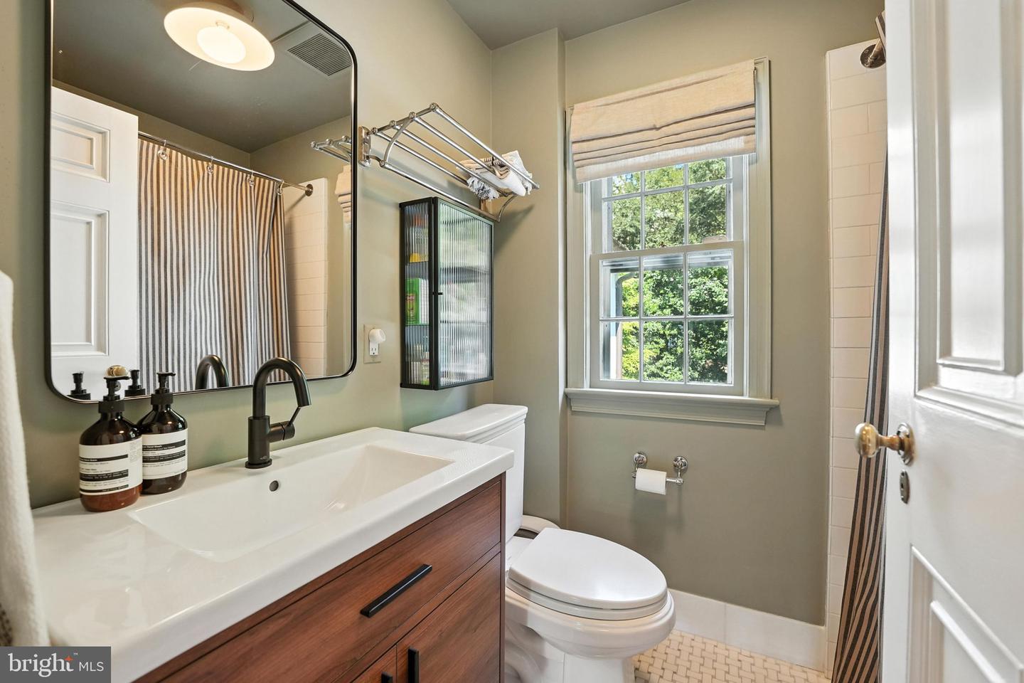 1804 45TH ST NW, WASHINGTON, District Of Columbia 20007, 5 Bedrooms Bedrooms, ,4 BathroomsBathrooms,Residential,For sale,1804 45TH ST NW,DCDC2221590 MLS # DCDC2221590
