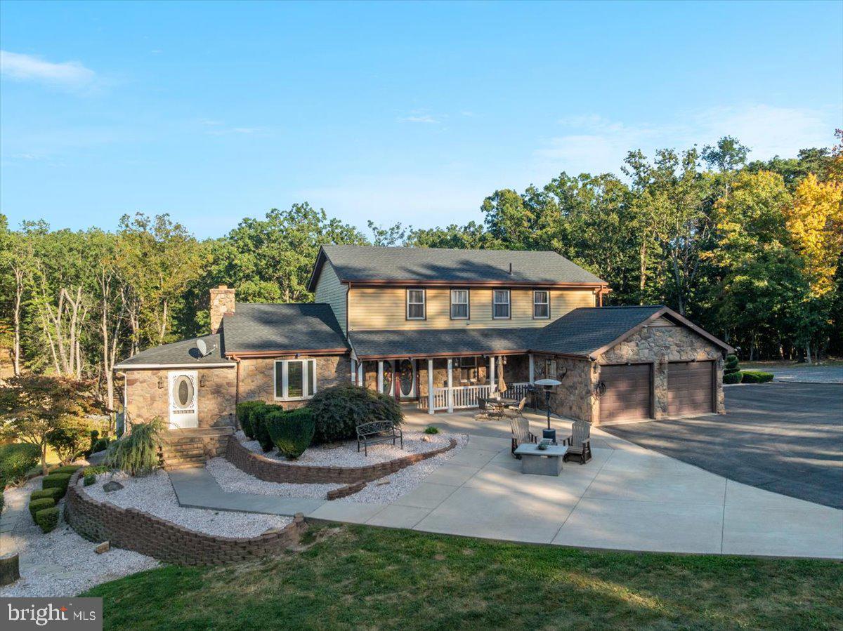 562 LOGGER DR, GORE, Virginia 22637, 3 Bedrooms Bedrooms, ,4 BathroomsBathrooms,Residential,For sale,562 LOGGER DR,VAFV2036740 MLS # VAFV2036740