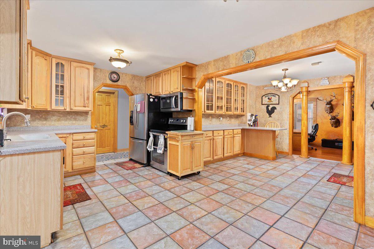 562 LOGGER DR, GORE, Virginia 22637, 3 Bedrooms Bedrooms, ,4 BathroomsBathrooms,Residential,For sale,562 LOGGER DR,VAFV2036740 MLS # VAFV2036740