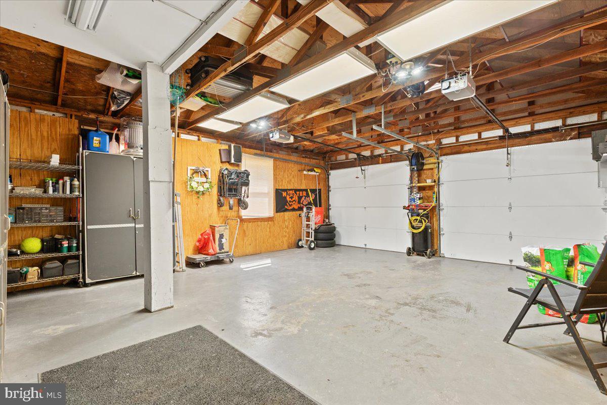 562 LOGGER DR, GORE, Virginia 22637, 3 Bedrooms Bedrooms, ,4 BathroomsBathrooms,Residential,For sale,562 LOGGER DR,VAFV2036740 MLS # VAFV2036740
