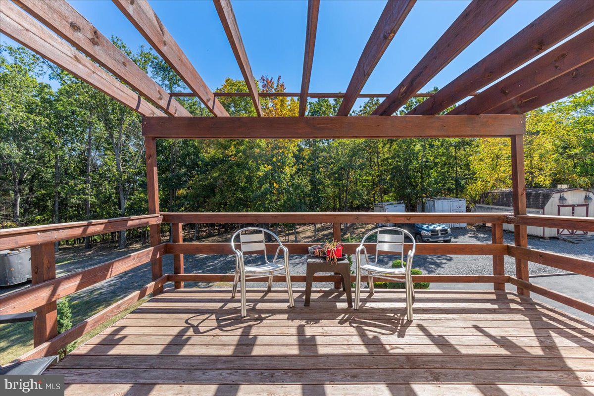 562 LOGGER DR, GORE, Virginia 22637, 3 Bedrooms Bedrooms, ,4 BathroomsBathrooms,Residential,For sale,562 LOGGER DR,VAFV2036740 MLS # VAFV2036740
