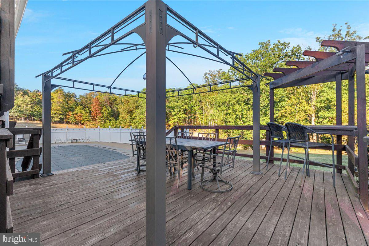 562 LOGGER DR, GORE, Virginia 22637, 3 Bedrooms Bedrooms, ,4 BathroomsBathrooms,Residential,For sale,562 LOGGER DR,VAFV2036740 MLS # VAFV2036740