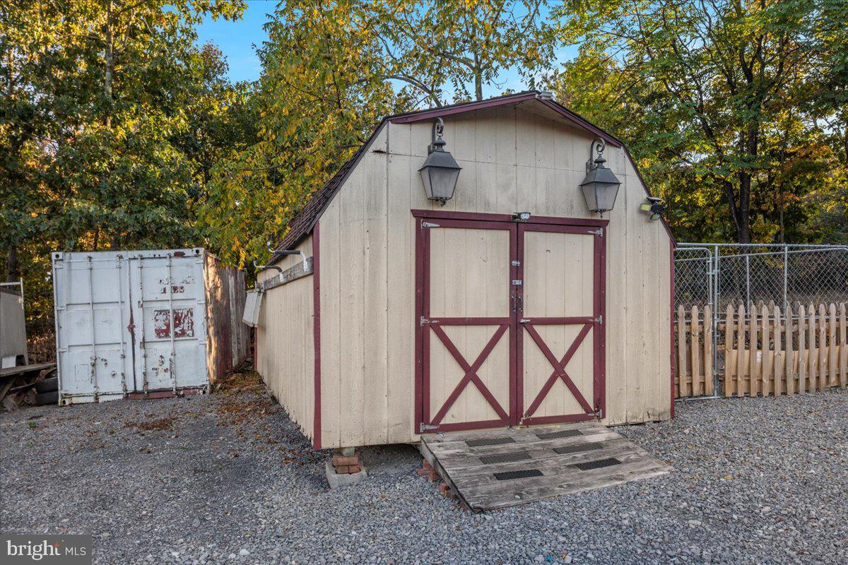 562 LOGGER DR, GORE, Virginia 22637, 3 Bedrooms Bedrooms, ,4 BathroomsBathrooms,Residential,For sale,562 LOGGER DR,VAFV2036740 MLS # VAFV2036740