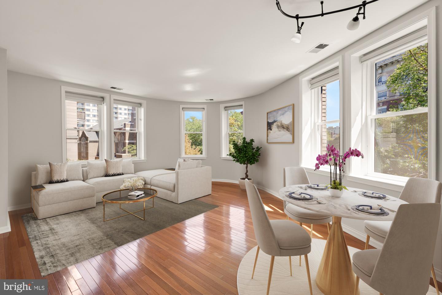 2001 16TH ST NW #303, WASHINGTON, District Of Columbia 20009, 2 Bedrooms Bedrooms, ,1 BathroomBathrooms,Residential,For sale,2001 16TH ST NW #303,DCDC2221656 MLS # DCDC2221656