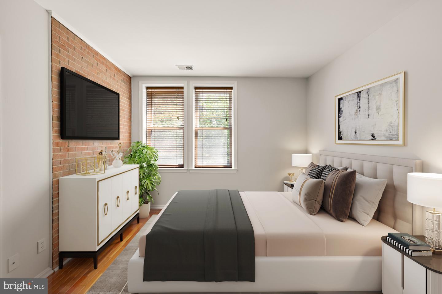 2001 16TH ST NW #303, WASHINGTON, District Of Columbia 20009, 2 Bedrooms Bedrooms, ,1 BathroomBathrooms,Residential,For sale,2001 16TH ST NW #303,DCDC2221656 MLS # DCDC2221656