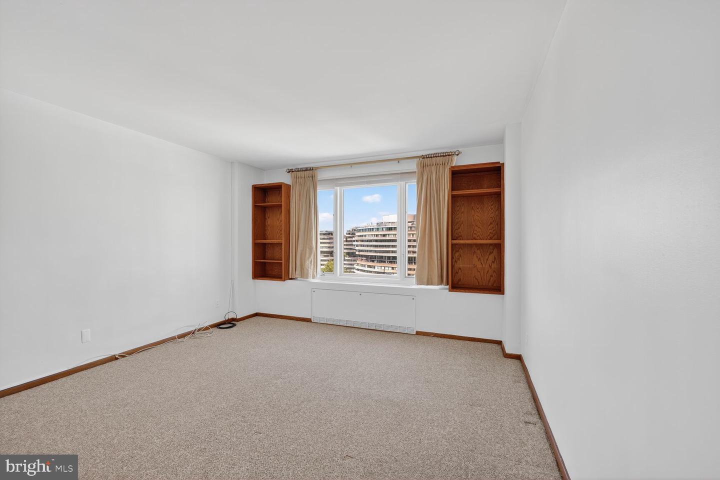 2475 VIRGINIA AVE NW #925, WASHINGTON, District Of Columbia 20037, 1 Bedroom Bedrooms, ,1 BathroomBathrooms,Residential,For sale,2475 VIRGINIA AVE NW #925,DCDC2221684 MLS # DCDC2221684