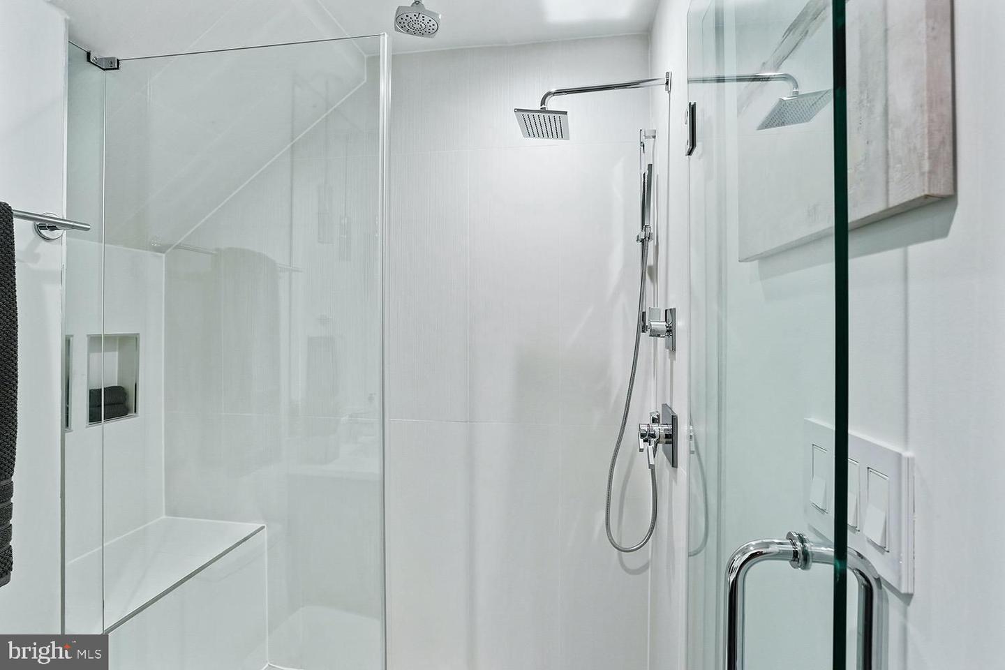 4 R ST NW #3, WASHINGTON, District Of Columbia 20001, 2 Bedrooms Bedrooms, ,2 BathroomsBathrooms,Residential,For sale,4 R ST NW #3,DCDC2221690 MLS # DCDC2221690