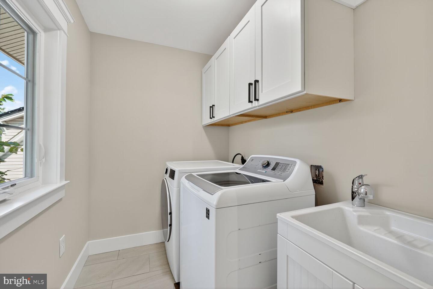115 E SPRING ST, ALEXANDRIA, Virginia 22301, 4 Bedrooms Bedrooms, ,4 BathroomsBathrooms,Residential,For sale,115 E SPRING ST,VAAX2043086 MLS # VAAX2043086